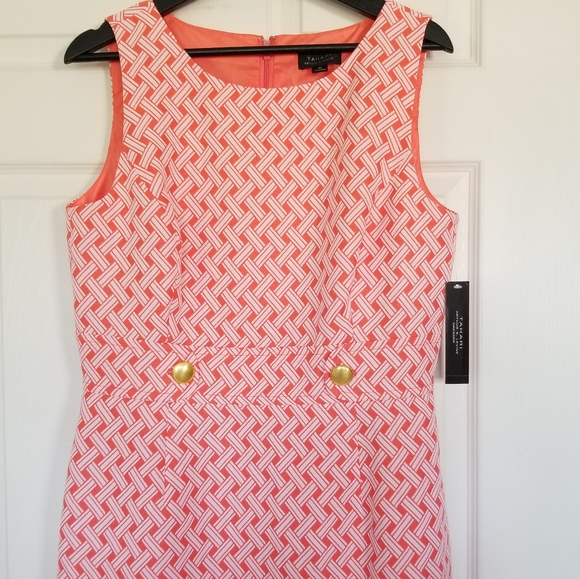 Tahari Dresses & Skirts - NWT Tahari sheath lined career dress